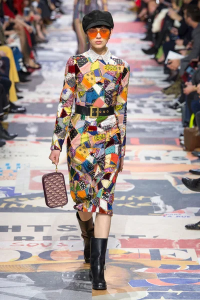 Look 23